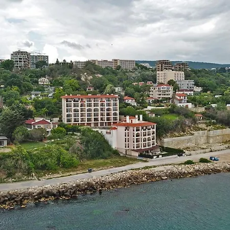 Апартаменты Casa Del Mare First Line