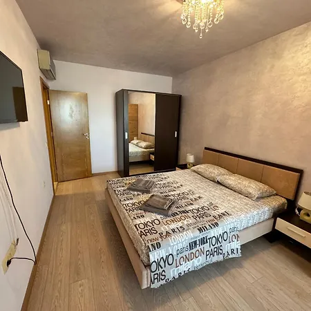 Casa Del Mare First Line Апартаменты Варна